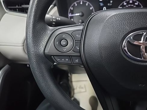 Used 2024 Toyota Corolla Cross L AWD/4WD image 20