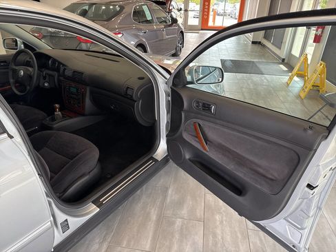 Used 2003 Volkswagen Passat GLS image 29