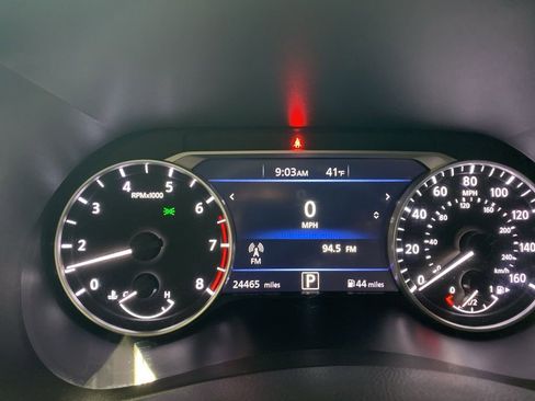 Used 2024 Nissan Sentra SV image 4