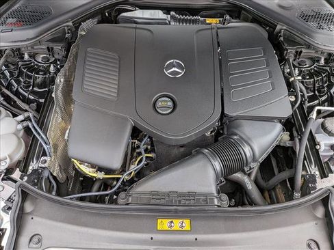 Used 2025 Mercedes-Benz E 350 Sedan image 24