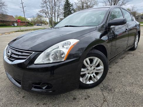 Used 2010 Nissan Altima 2.5 SL w/ SL Pkg FWD image 1