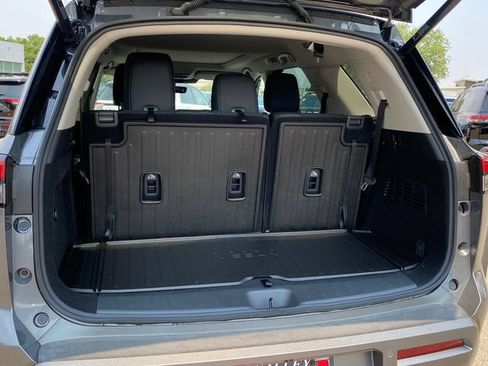 New 2026 Nissan Pathfinder Platinum AWD/4WD image 26
