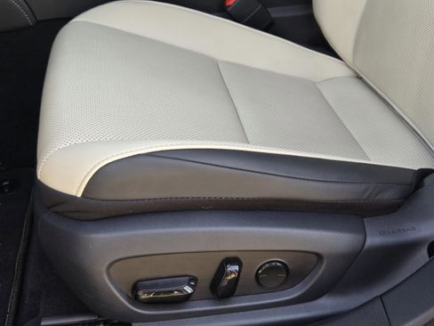 Used 2024 Lexus ES 350 w/ Premium Package FWD image 20