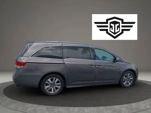 Used 2015 Honda Odyssey Touring Elite image 6