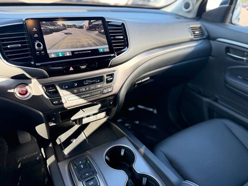 Used 2025 Honda Ridgeline RTL image 18