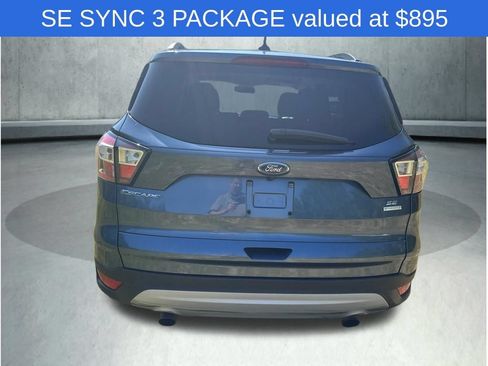 Used 2018 Ford Escape SE w/ SE Sync 3 Package FWD image 4