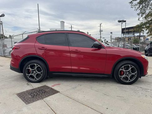 Used 2018 Alfa Romeo Stelvio Sport w/ Quick Order Package 22J Sport image 4