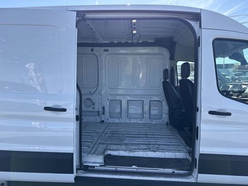 Used 2023 Ford Transit 250 Medium Roof AWD image 19
