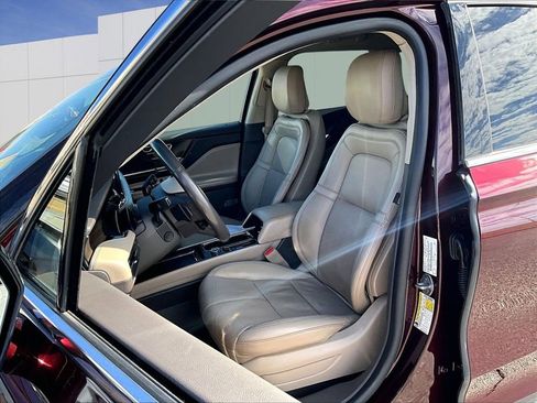 Used 2020 Lincoln Corsair Reserve w/ Equipment Group 201A image 5