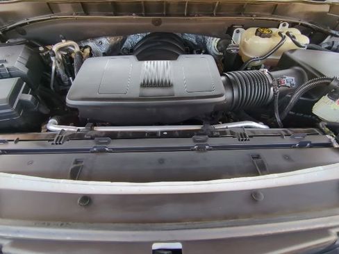 Used 2021 Chevrolet Tahoe RST w/ Luxury Package image 35