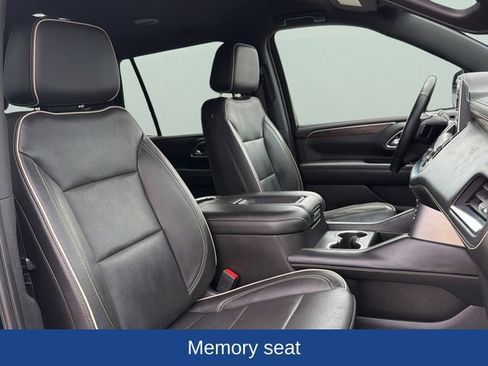 Used 2021 Chevrolet Tahoe Premier AWD/4WD image 20