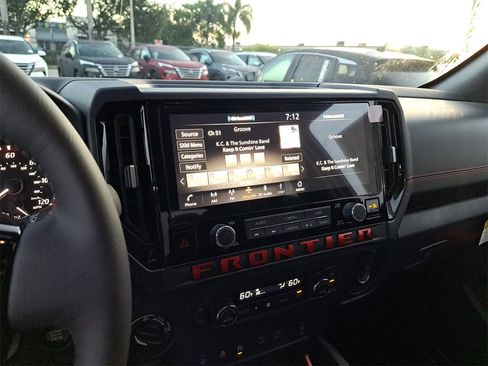 New 2026 Nissan Frontier PRO-4X w/ Pro-4x Convenience Package image 8