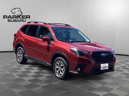 Used 2023 Subaru Forester Premium AWD/4WD image 7