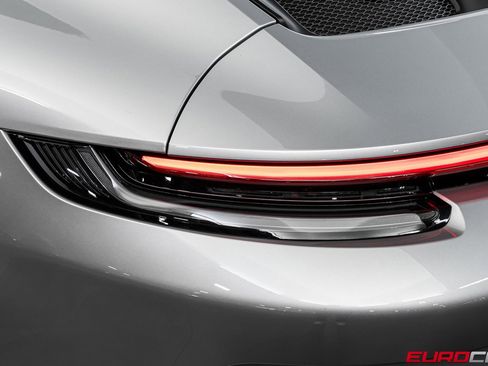 Used 2022 Porsche 911 GT3 image 21