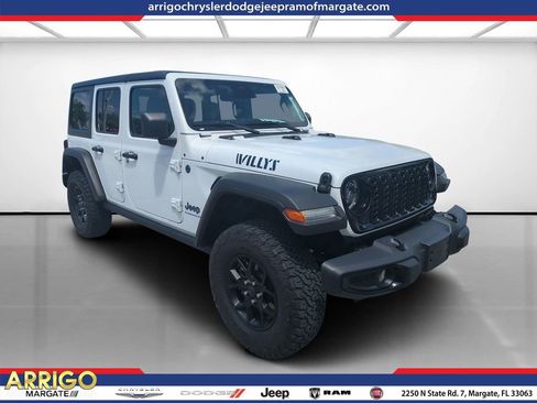 Used 2025 Jeep Wrangler Unlimited Sport S 4xe image 1