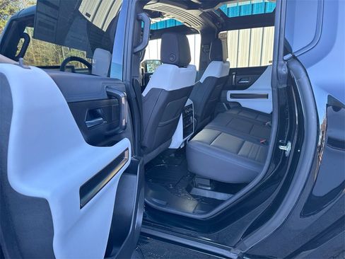 Used 2025 GMC Hummer EV 3X w/ LPO, Sport Package image 29