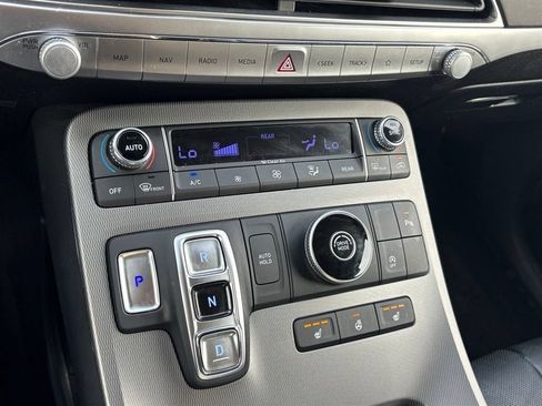 Used 2022 Hyundai Palisade SEL w/ Premium Package FWD image 25