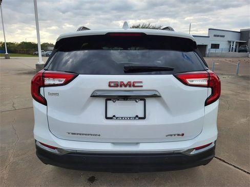 Used 2024 GMC Terrain AT4 w/ Tech Package image 18