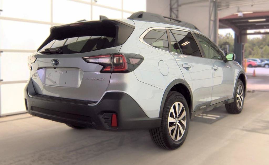 Used 2021 Subaru Outback Premium AWD/4WD image 8
