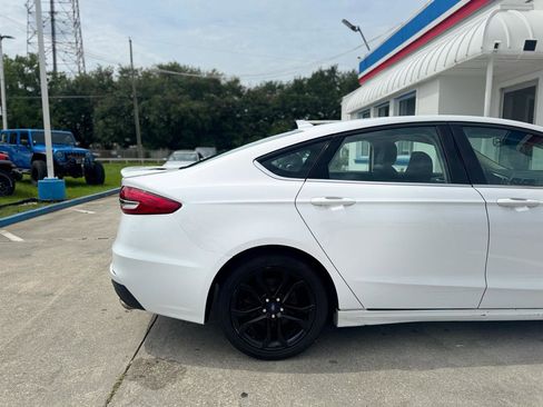 Used 2020 Ford Fusion SE w/ Equipment Group 151A FWD image 32