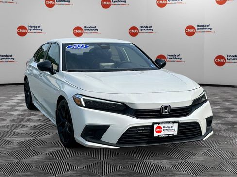 Used 2023 Honda Civic Sport image 7
