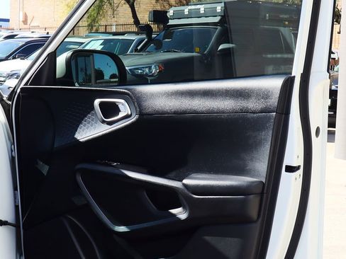 Used 2021 Kia Soul S image 34