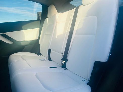 Used 2021 Tesla Model Y Performance image 47