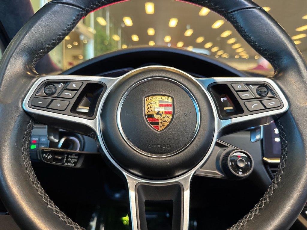 Used 2022 Porsche Cayenne GTS AWD/4WD image 30