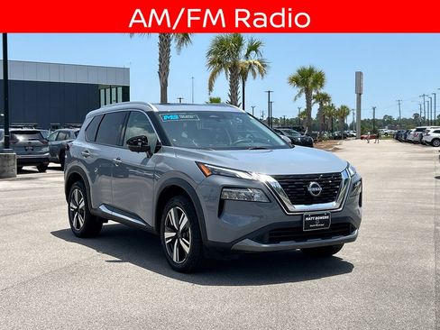 Used 2023 Nissan Rogue SL AWD/4WD image 9