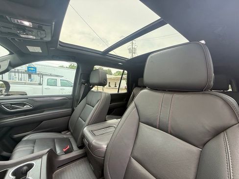 Used 2024 Chevrolet Tahoe RST w/ Luxury Package RWD image 9