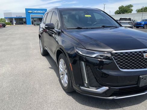 Used 2021 Cadillac XT6 Premium Luxury AWD/4WD image 17