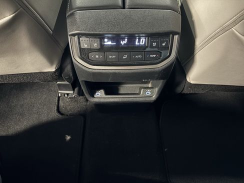 Used 2024 Lexus TX 350 FWD image 9