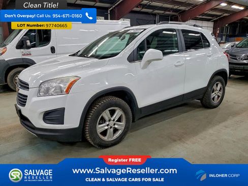 Used 2016 Chevrolet Trax LT w/ LT Convenience Package AWD/4WD image 1