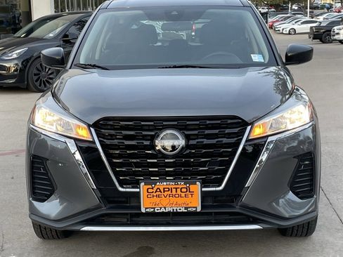 Used 2024 Nissan Kicks S image 6