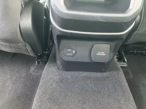 Used 2025 Ford Ranger XLT w/ Equipment Group 301A High AWD/4WD image 17