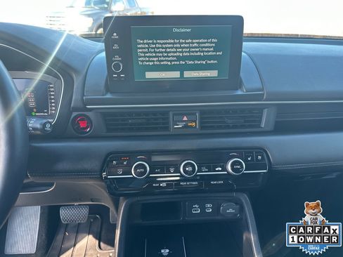 Used 2025 Honda Pilot Elite image 28