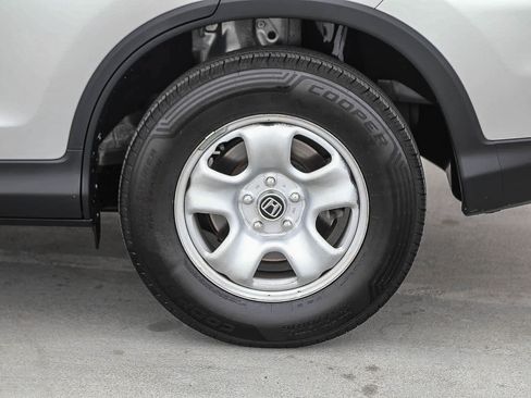 Used 2016 Honda CR-V LX image 11