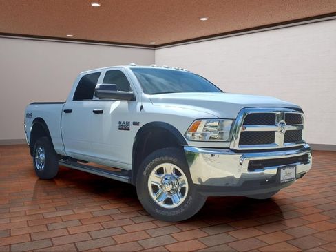 Used 2018 RAM 2500 Tradesman w/ Chrome Appearance Group AWD/4WD image 3