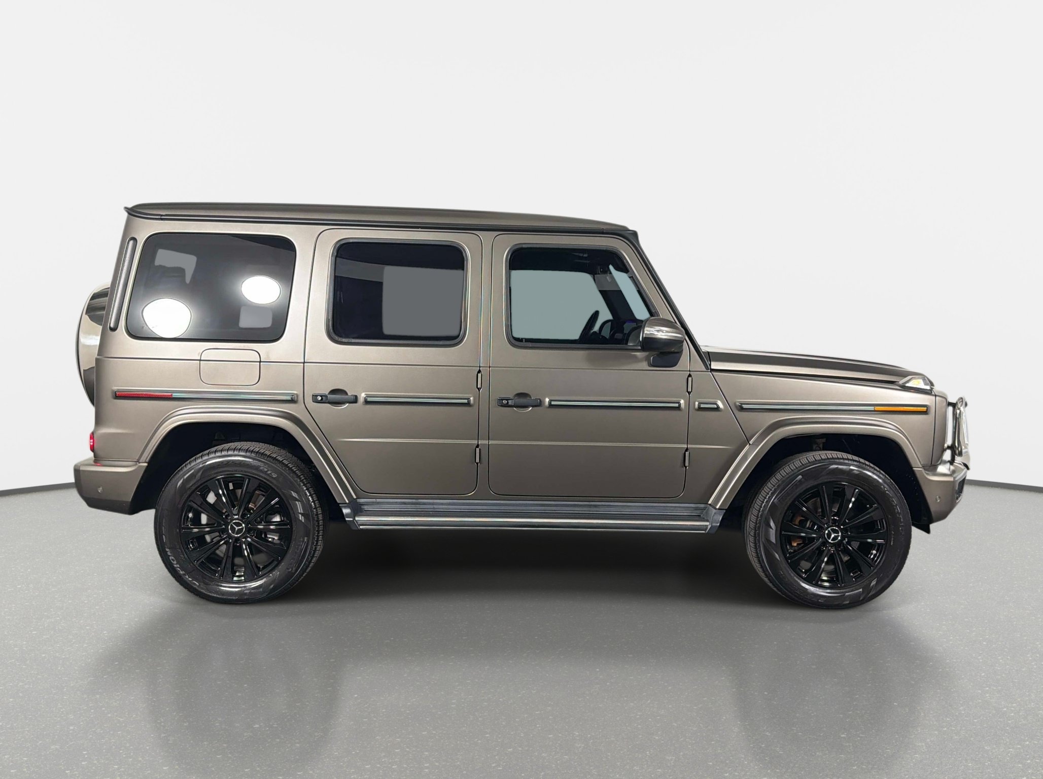 Used 2022 Mercedes-Benz G 550 image 2