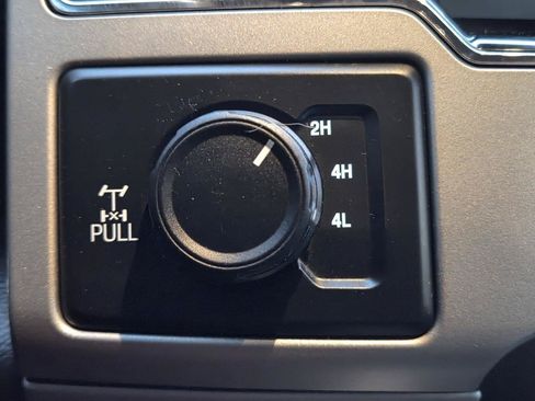 Used 2022 Ford F350 King Ranch w/ King Ranch Ultimate Package AWD/4WD image 22