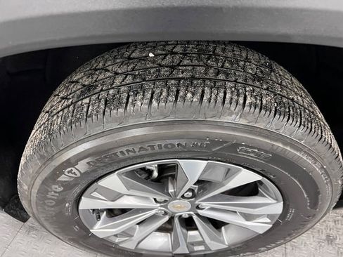 Used 2025 Chevrolet Equinox LT image 20