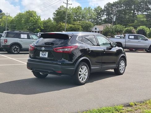 Used 2021 Nissan Rogue Sport S FWD image 13