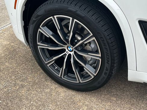 Used 2021 BMW X5 sDrive40i w/ M Sport Package image 48