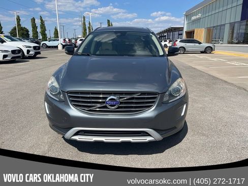 Used 2017 Volvo XC60 T6 Dynamic w/ Preferred Option Package AWD/4WD image 2