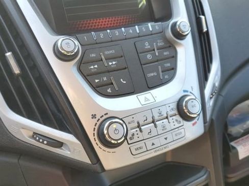 Used 2017 GMC Terrain SLE w/ Convenience Package image 14