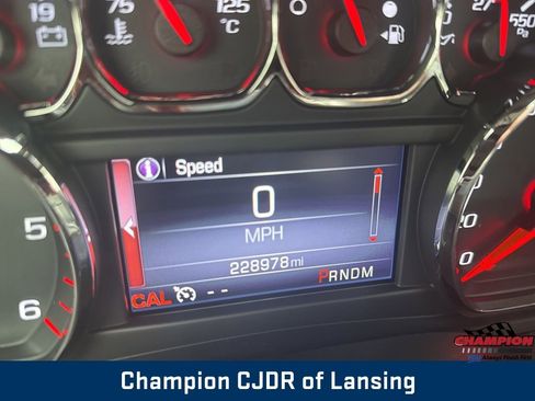 Used 2015 GMC Yukon XL SLT image 29