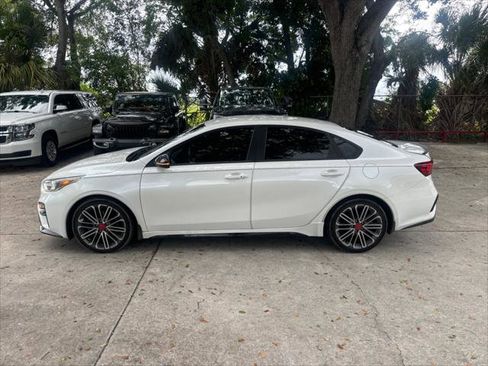 Used 2020 Kia Forte GT FWD image 11