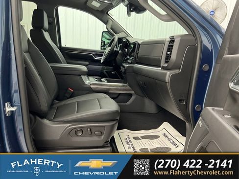 Used 2025 Chevrolet Silverado 2500 LTZ w/ Trail Boss Package AWD/4WD image 15