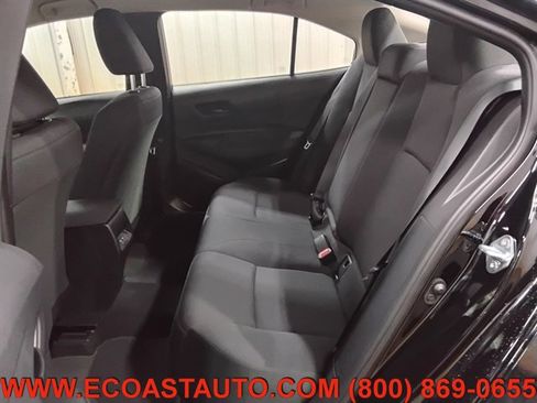 Used 2026 Toyota Corolla LE FWD image 13