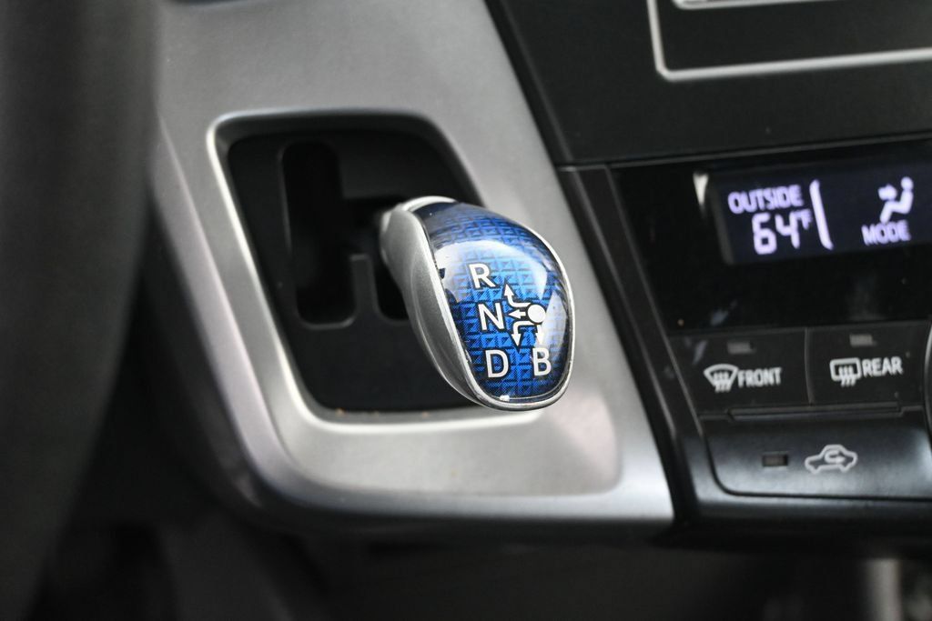 Used 2012 Toyota Prius V Two FWD image 21